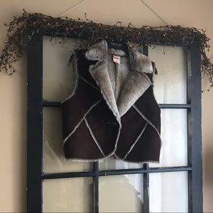 Brown cropped furry faux suede vest